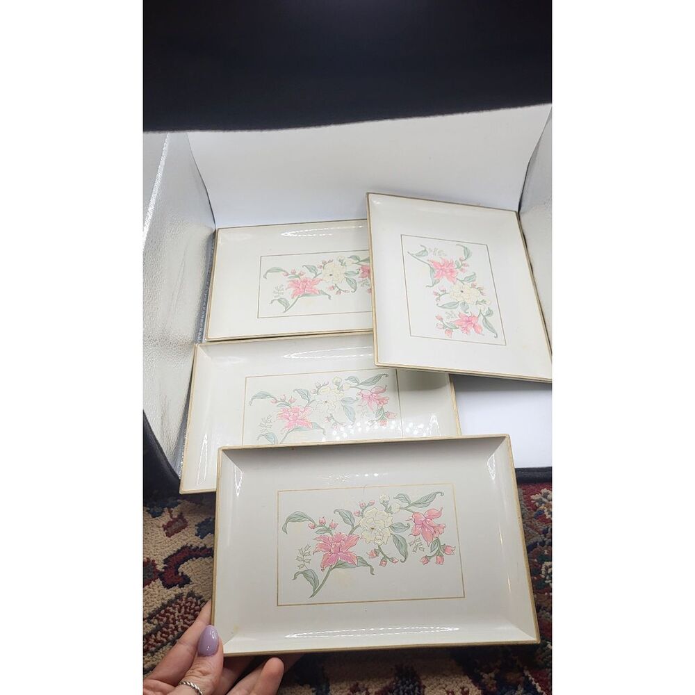 Set of 4 Vintage Otagiri Prima Embossed Flowers Lacquerware Trinket Candy Tray - Picture 9 of 9